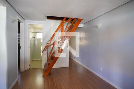 Sala de casa à venda com 2 quartos, 74m² em Petrópolis, Porto Alegre