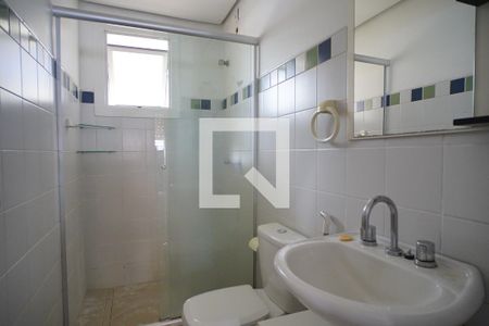 Banheiro de casa à venda com 2 quartos, 74m² em Petrópolis, Porto Alegre