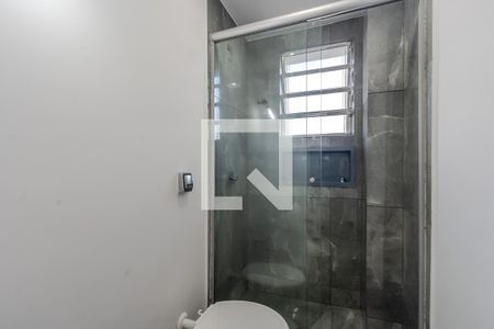 Banheiro de apartamento para alugar com 1 quarto, 50m² em Camaquã, Porto Alegre