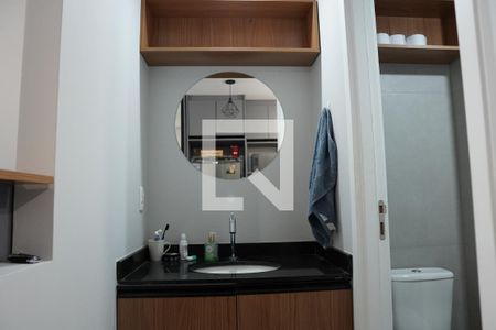 Banheiro de kitnet/studio à venda com 1 quarto, 25m² em Cerqueira César, São Paulo