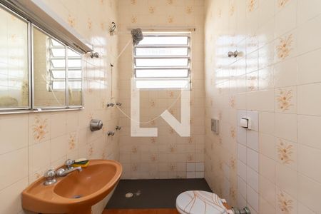 Casa à venda com 300m², 3 quartos e 2 vagasBanheiro 1