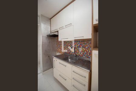 Apartamento à venda com 56m², 2 quartos e 1 vagaCozinha - Armários