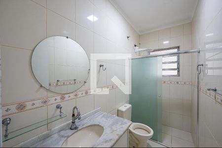 Casa à venda com 160m², 3 quartos e 3 vagas Casa à venda com 160m², 3 quartos e 3 vagasBanheiro Social