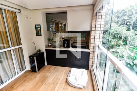 Varanda gourmet de apartamento à venda com 3 quartos, 141m² em Vila Suzana, São Paulo