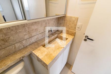 Apartamento à venda com 63m², 2 quartos e 1 vaga Apartamento à venda com 63m², 2 quartos e 1 vagaBanheiro da Suíte