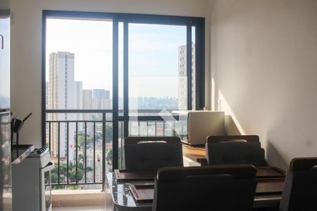 Sala / Cozinha de apartamento para alugar com 2 quartos, 39m² em Veleiros, São Paulo