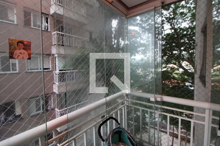 Apartamento à venda com 67m², 3 quartos e 1 vagaVaranda