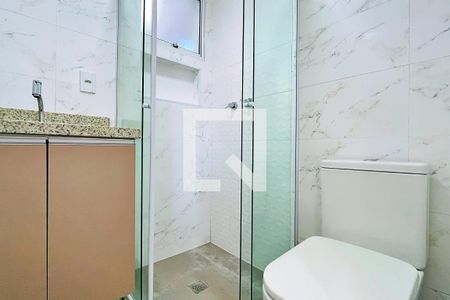 Apartamento à venda com 65m², 3 quartos e 1 vaga Apartamento à venda com 65m², 3 quartos e 1 vagaBanheiro