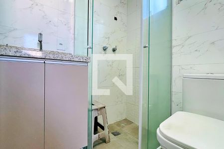 Apartamento à venda com 65m², 3 quartos e 1 vaga Apartamento à venda com 65m², 3 quartos e 1 vagaBanheiro da Suíte