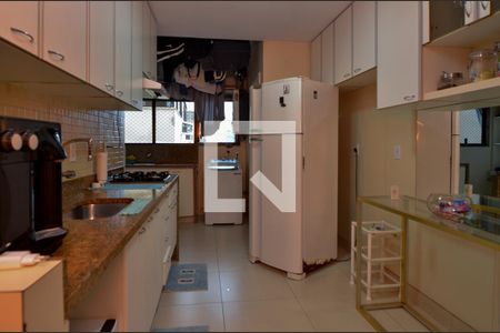 Apartamento à venda com 112m², 2 quartos e 1 vagaCozinha 