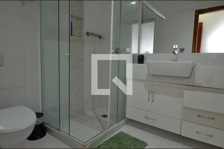 Apartamento à venda com 112m², 2 quartos e 1 vagaBanheiro do Quarto 1 
