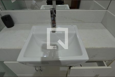 Apartamento à venda com 112m², 2 quartos e 1 vagaBanheiro do Quarto 1 