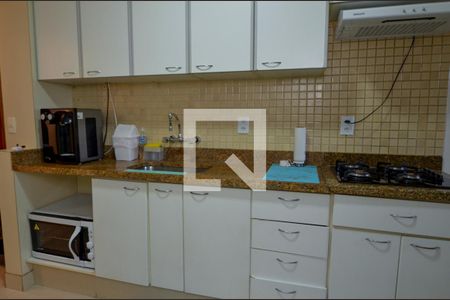 Apartamento à venda com 112m², 2 quartos e 1 vagaCozinha 