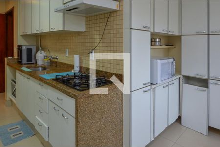 Apartamento à venda com 112m², 2 quartos e 1 vagaCozinha 