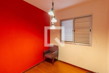 Quarto  de apartamento para alugar com 3 quartos, 85m² em Estoril, Belo Horizonte