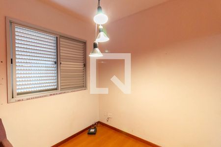 Quarto 1 de apartamento para alugar com 3 quartos, 85m² em Estoril, Belo Horizonte