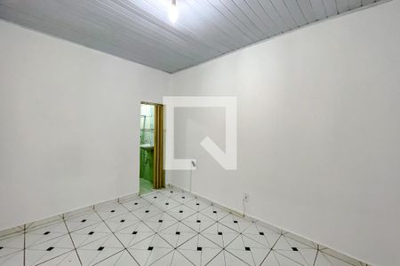 Casa para alugar com 33m², 1 quarto e sem vagaSala/Quarto