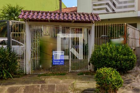 Casa à venda com 113m², 2 quartos e 2 vagasFachada