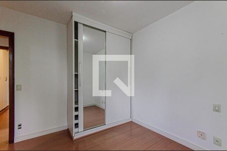 Apartamento à venda com 136m², 5 quartos e 2 vagasQuarto