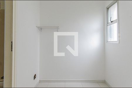 Apartamento à venda com 136m², 5 quartos e 2 vagasQuarto de serviço