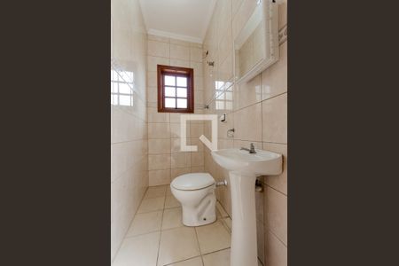 Casa para alugar com 156m², 5 quartos e 3 vagasBanheiro de serviço