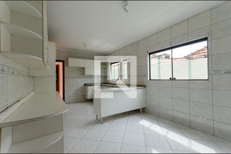 Casa para alugar com 156m², 5 quartos e 3 vagasCozinha