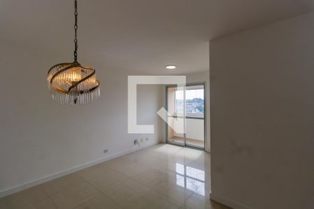 Sala de apartamento para alugar com 3 quartos, 70m² em Vila Divina Pastora, São Paulo