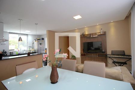 Sala de apartamento para alugar com 3 quartos, 70m² em Ana Lucia, Belo Horizonte