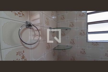 Casa à venda com 148m², 3 quartos e 2 vagas Casa à venda com 148m², 3 quartos e 2 vagasBanheiro