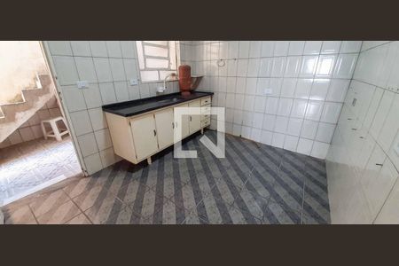 Casa à venda com 148m², 3 quartos e 2 vagas Casa à venda com 148m², 3 quartos e 2 vagasCozinha