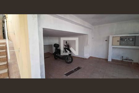 Casa à venda com 148m², 3 quartos e 2 vagas Casa à venda com 148m², 3 quartos e 2 vagasGaragem