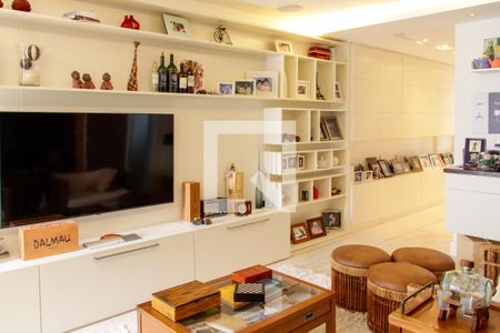 Apartamento à venda com 340m², 4 quartos e 4 vagasSala andar 2