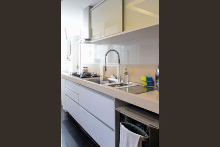 Apartamento à venda com 340m², 4 quartos e 4 vagasCozinha