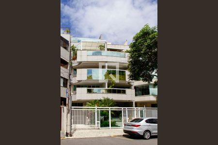 Apartamento à venda com 340m², 4 quartos e 4 vagasFachada