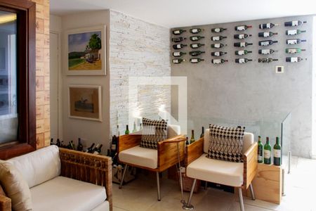 Apartamento à venda com 340m², 4 quartos e 4 vagasSala andar 2