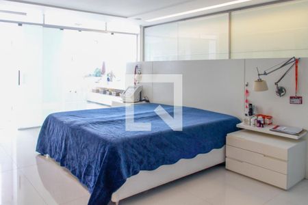 Apartamento à venda com 340m², 4 quartos e 4 vagasSuíte 4