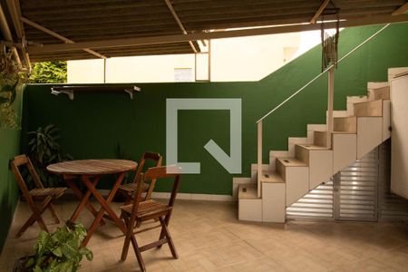 Casa à venda com 150m², 3 quartos e 2 vagasÁrea Gourmet