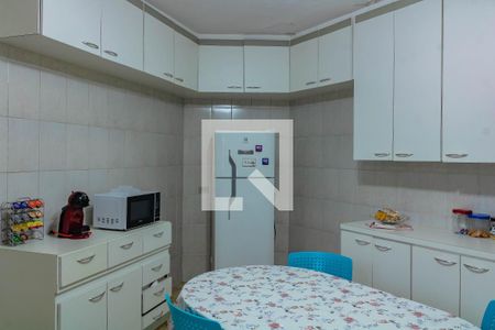 Casa à venda com 150m², 3 quartos e 2 vagasCozinha