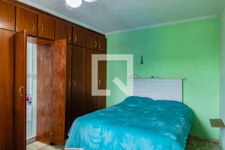 Casa à venda com 150m², 3 quartos e 2 vagasSuíte