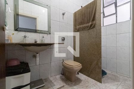Casa à venda com 130m², 3 quartos e 4 vagas Casa à venda com 130m², 3 quartos e 4 vagasCasa 1 - Banheiro social