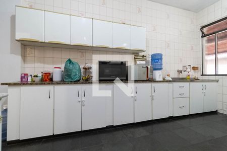 Casa à venda com 130m², 3 quartos e 4 vagas Casa à venda com 130m², 3 quartos e 4 vagasCasa 1 - Cozinha