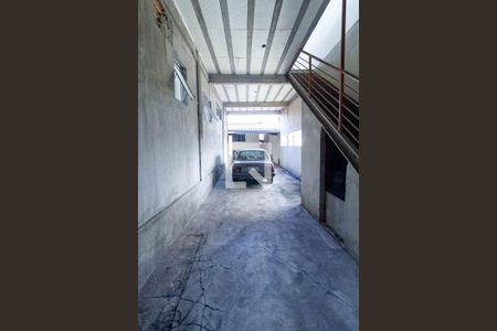 Casa à venda com 130m², 3 quartos e 4 vagas Casa à venda com 130m², 3 quartos e 4 vagasGaragem