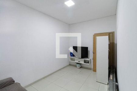 Casa à venda com 130m², 3 quartos e 4 vagas Casa à venda com 130m², 3 quartos e 4 vagasCasa 2 - Sala