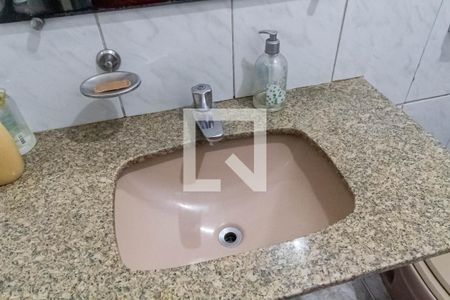 Casa à venda com 130m², 3 quartos e 4 vagas Casa à venda com 130m², 3 quartos e 4 vagasCasa 1 - Banheiro social