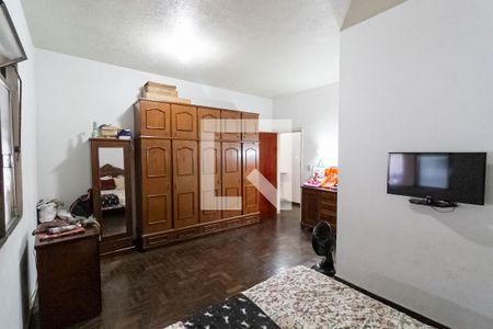 Casa à venda com 130m², 3 quartos e 4 vagas Casa à venda com 130m², 3 quartos e 4 vagasCasa 1 - Suíte