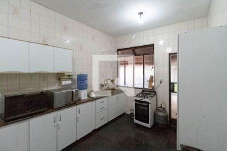 Casa à venda com 130m², 3 quartos e 4 vagas Casa à venda com 130m², 3 quartos e 4 vagasCasa 1 - Cozinha