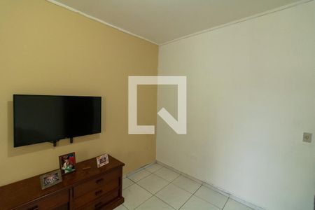 Casa à venda com 315m², 4 quartos e 9 vagasSala de TV