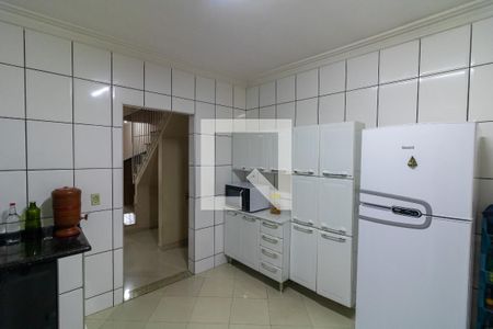 Casa à venda com 315m², 4 quartos e 9 vagasCozinha