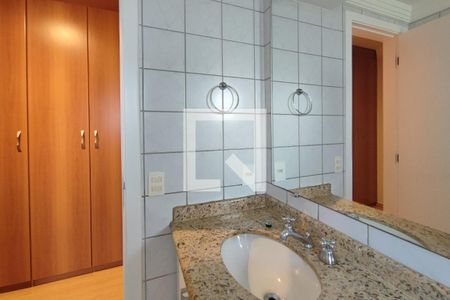 Apartamento à venda com 128m², 3 quartos e 3 vagasBanheiro Suíte