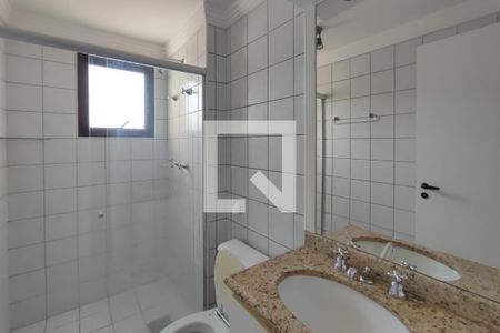 Apartamento à venda com 128m², 3 quartos e 3 vagasBanheiro Social